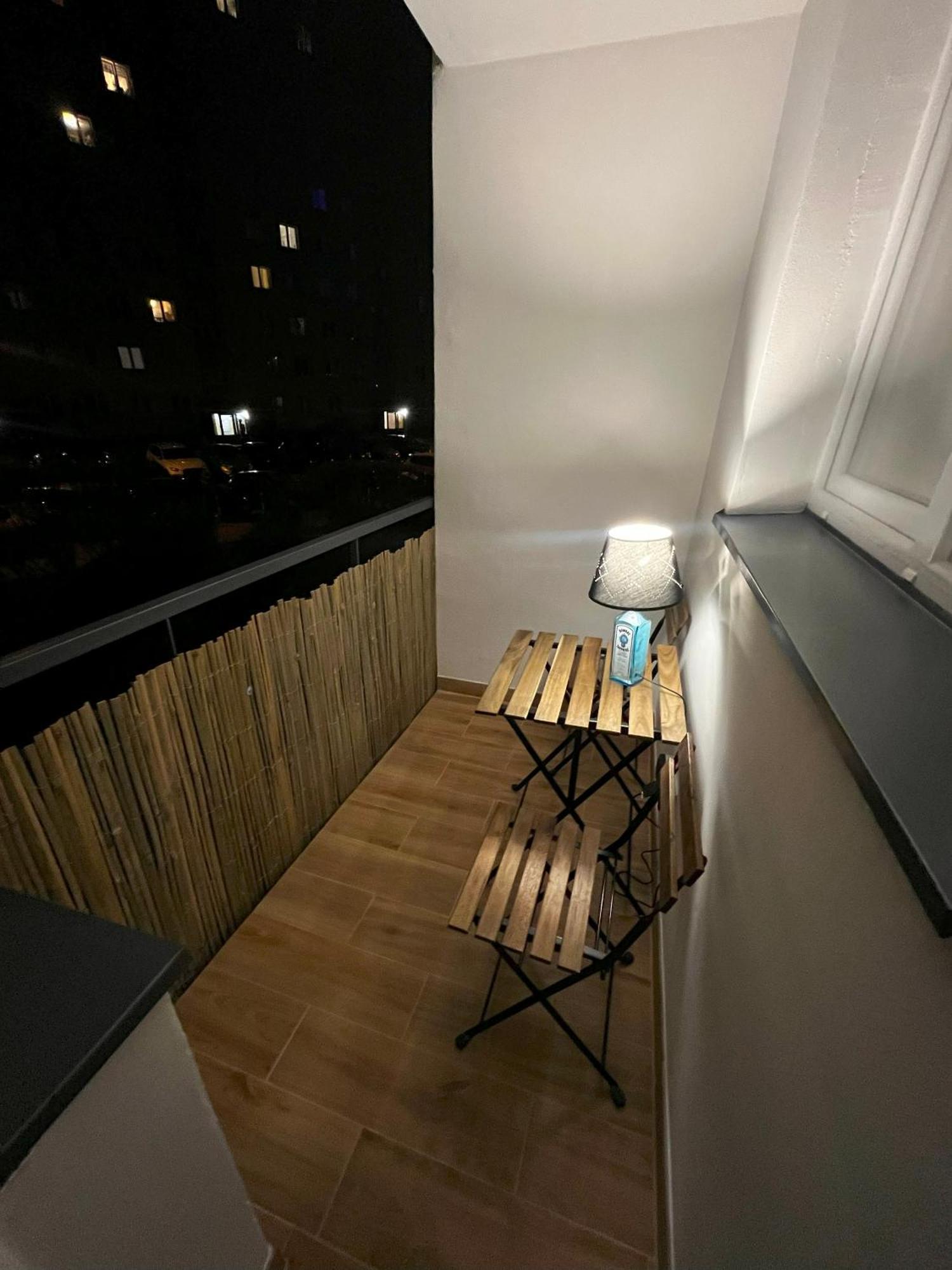 Апартаменти Apartament Mila - Muzeum Polin Варшава Екстер'єр фото